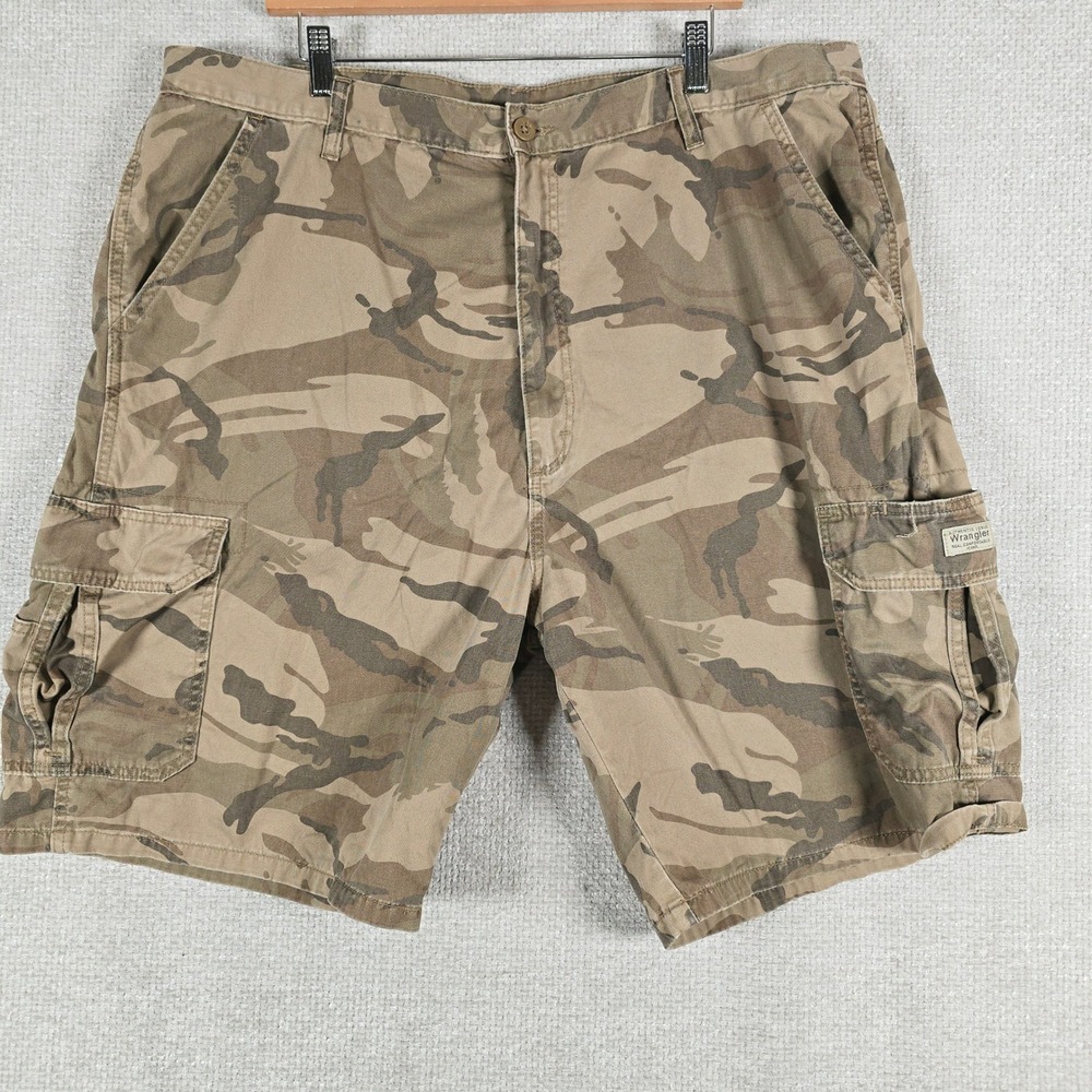 Wrangler Authentic‎ Issue Mens Camo Cargo Shorts Brown 42 60GRWA7 Cotton Relaxed